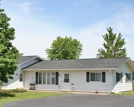 Building Photo - 611 Dutchman Dr