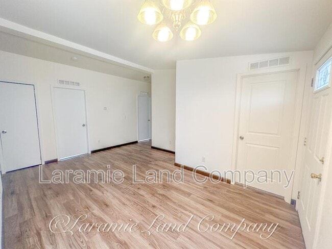 Foto del edificio - 388 N Buchanan St