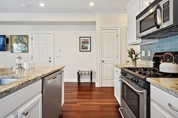 Foto del edificio - 35 Magnolia Ave