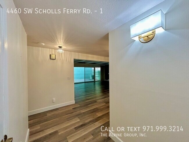 Foto del edificio - 4460 SW Scholls Ferry Rd