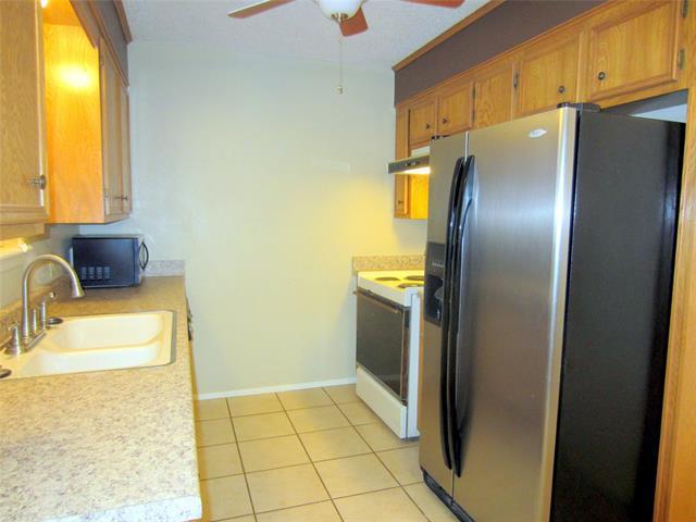 Foto del edificio - 7964 Bonnie Cir