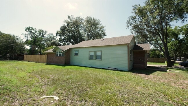 Building Photo - 1701 West St