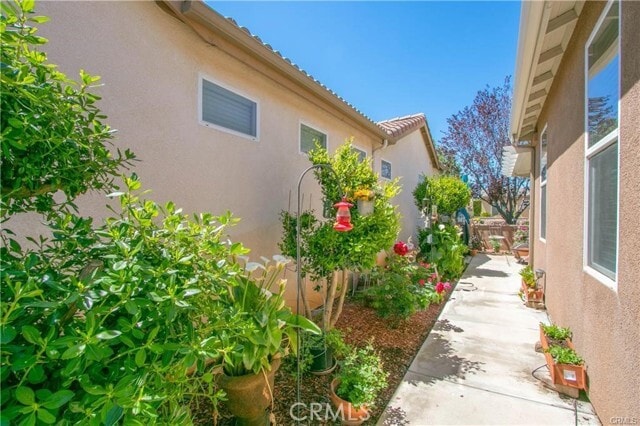 Building Photo - 126 Cascade Creek