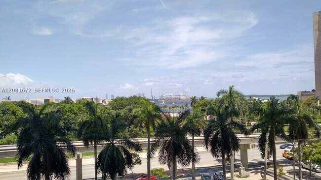 Building Photo - 50 Biscayne Blvd