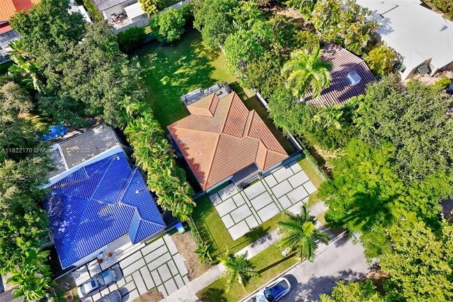 Foto del edificio - 130 SW 25th Rd