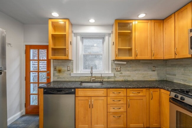 Photo - 802 LeCount St Townhome