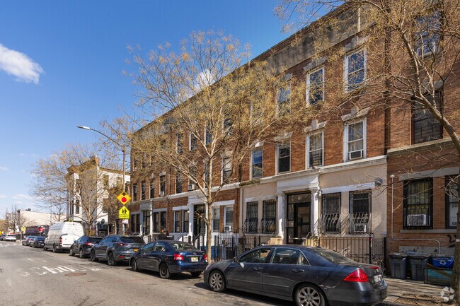 Building Photo - 20 Menahan Street