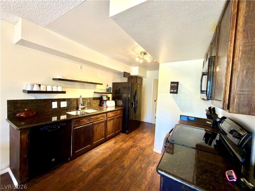 Foto del edificio - 4509 W Sirius Ave