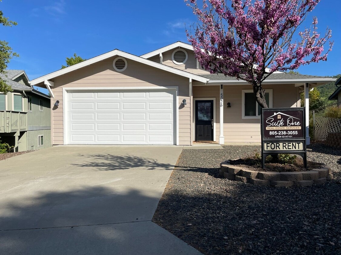 Foto principal - Beautiful Heritage Ranch 3 Bedroom 3 Bathr...