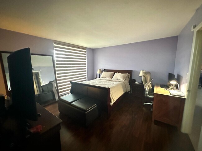 Foto del edificio - 5249 NW 7th St
