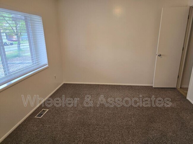 Foto del edificio - 2988 Adams Ave