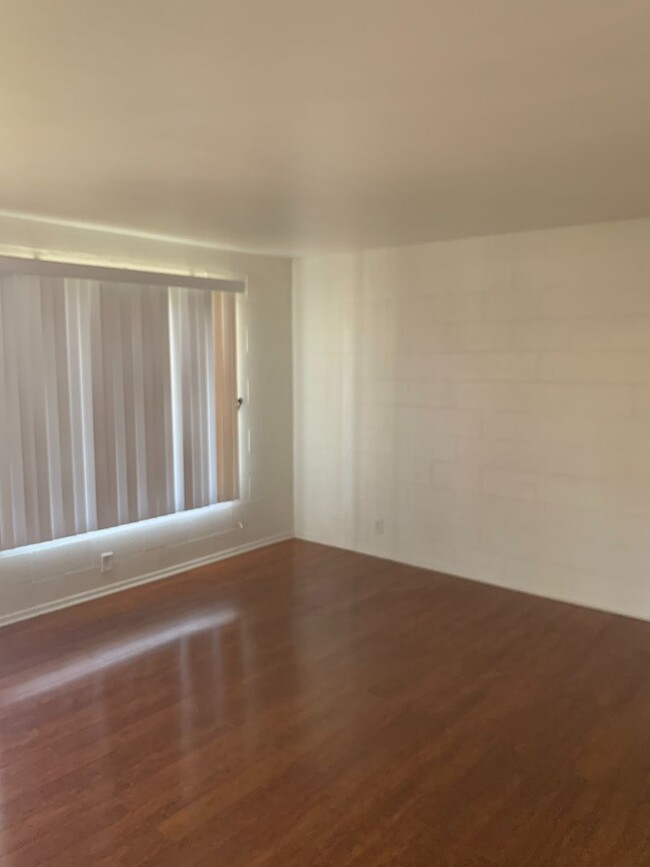 Foto del edificio - Affordable 1 Bedroom Condo In Central Las ...