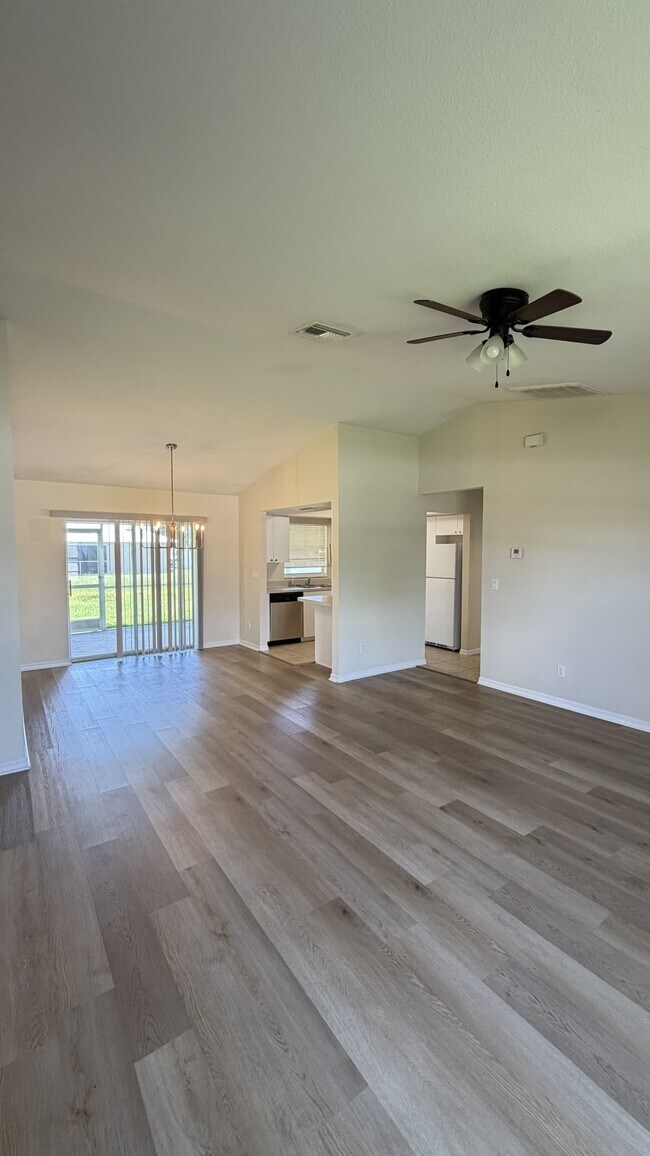 Foto del edificio - 414 SE 13th St