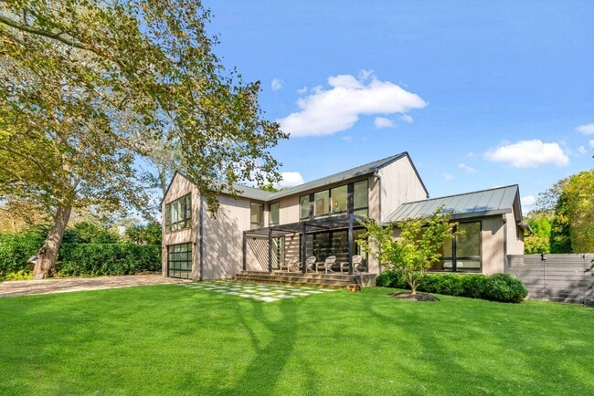 Foto del edificio - 60 Gansett Ln