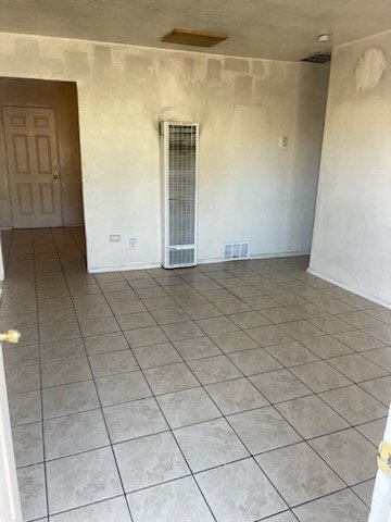 Building Photo - 131 General Arnold St NE