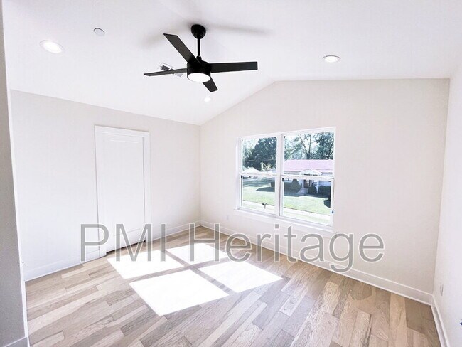Foto del edificio - 602 N 6th St