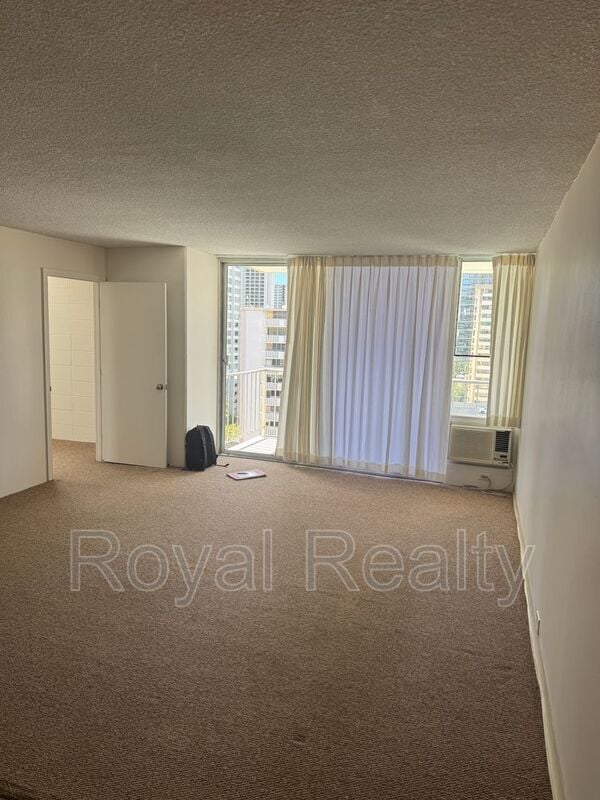 Photo - 222 Lili?uokalani Ave Apartment