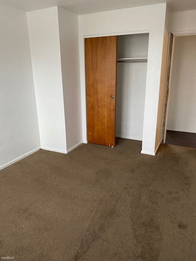 Foto del edificio - 3816 E 3rd St