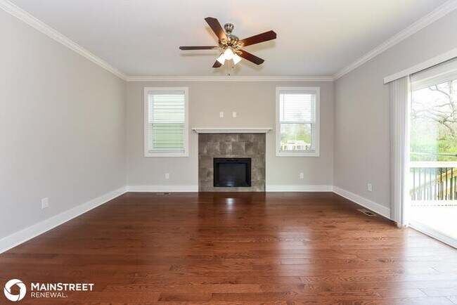 Foto del edificio - 136 Cages Rd, Hendersonville, TN 37075