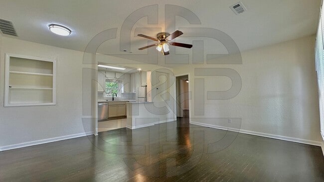 Foto del edificio - 1102 N Crestway St