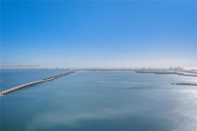 Foto del edificio - 480 NE 31st