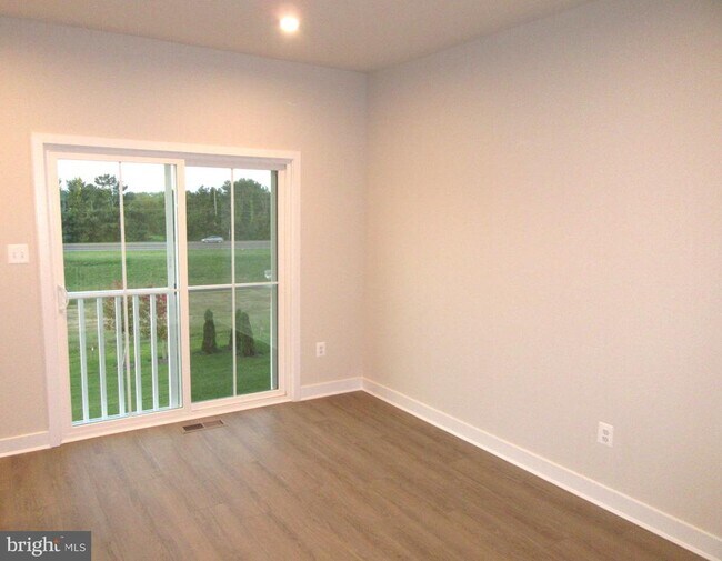Building Photo - 110 Fletcher Cir