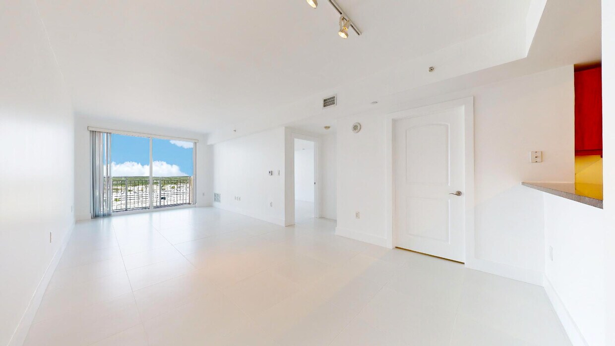 Foto principal - 7350 SW 89th St