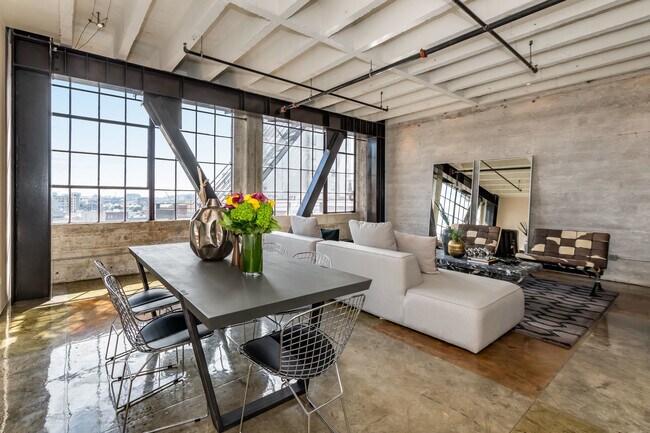 Foto del edificio - 10 Mint Plaza