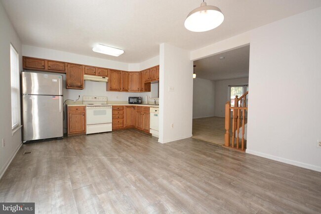 Foto del edificio - 526 Sugarbush Cir