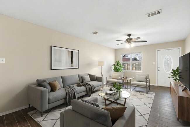 Building Photo - 909 Essex St