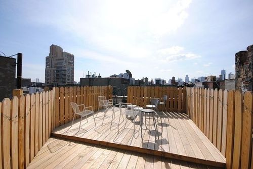 Foto del edificio - 318 E 11th St