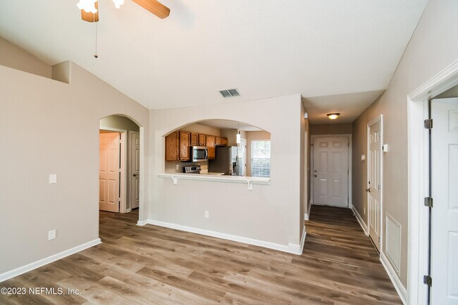 Building Photo - 12236 Footpath Ln