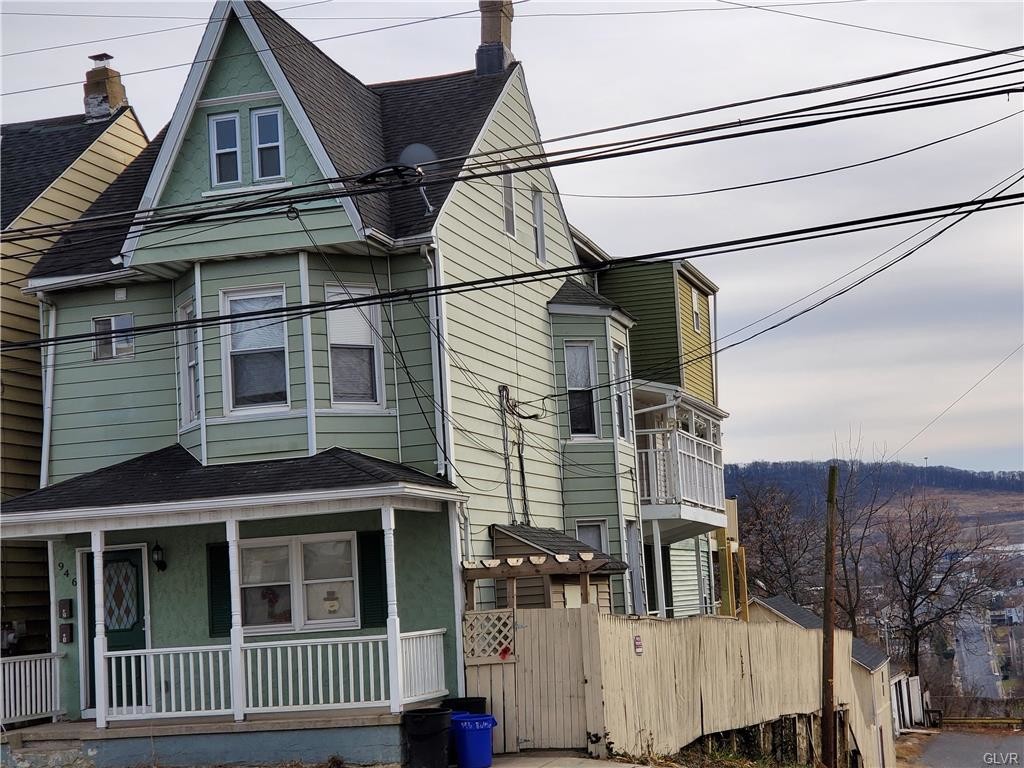 Building Photo - 946 Butler St