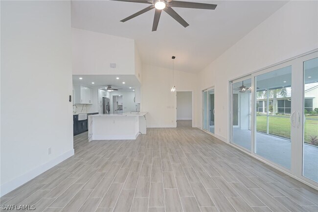 Foto del edificio - 12880 Kelly Bay Ct