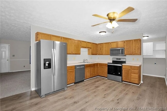 Building Photo - Charming 4BR House in Fayetteville