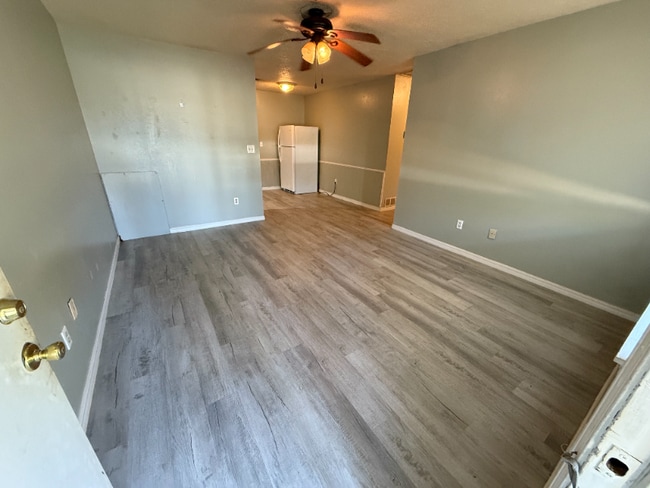 Foto del edificio - 724 E 13th St