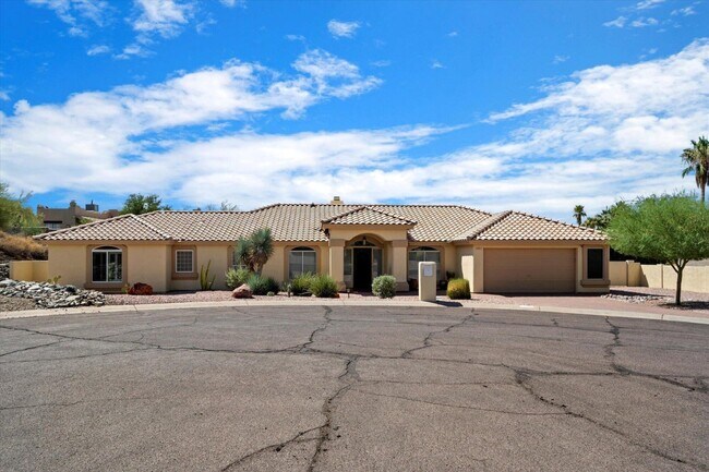 Building Photo - 15311 E 2 Gun Cir