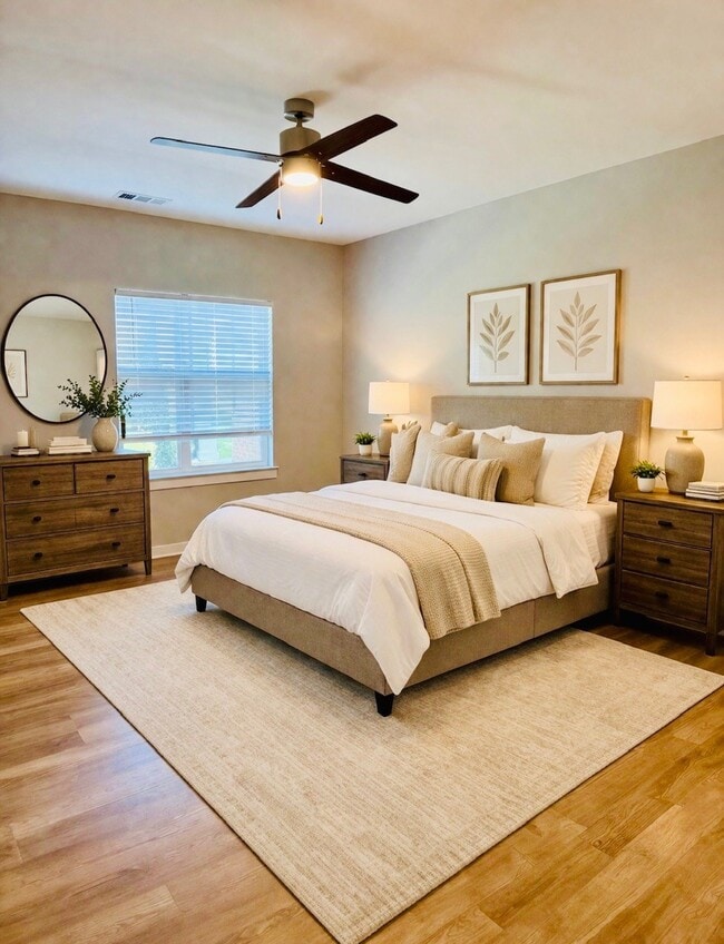 Spacious Bedrooms with Ceiling Fans - Edgewood Place