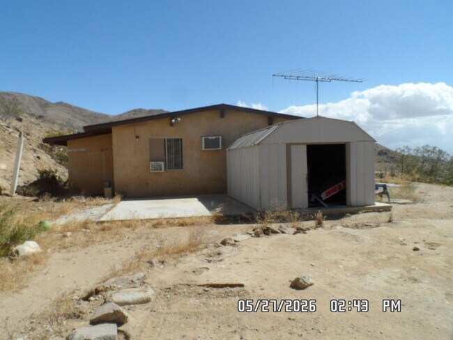 Foto del edificio - 25676 Flathead Rd