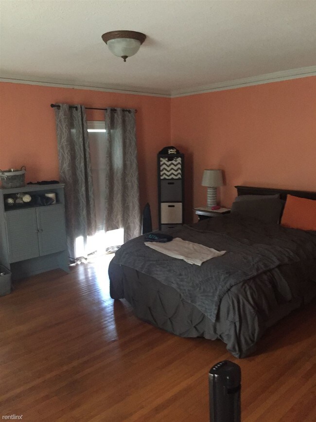 Foto del edificio - 2 br, 1 bath 4plex - 515 S Westnedge Ave A...