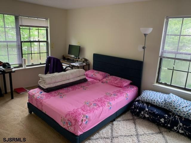 Building Photo - 118 Sussex Pl