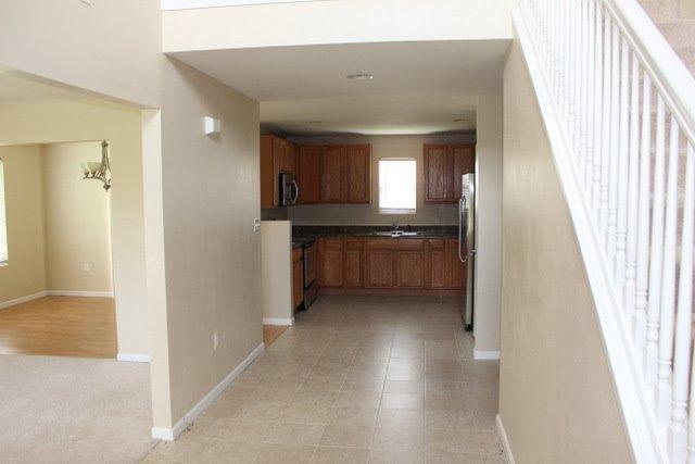 Building Photo - 634 Seitz Ct