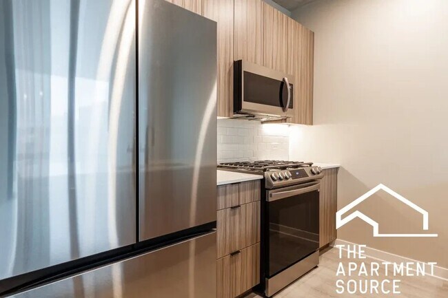 Foto del edificio - 4611 N Broadway