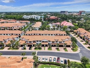 Building Photo - 15851 Portofino Springs Blvd