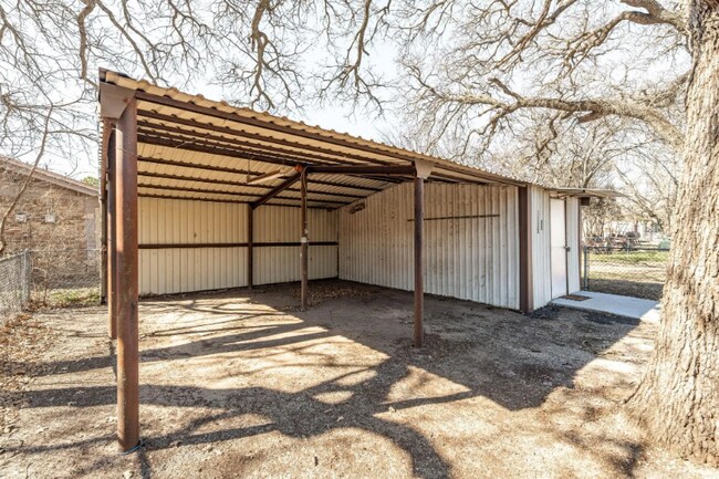 Foto del edificio - 1430 N Race