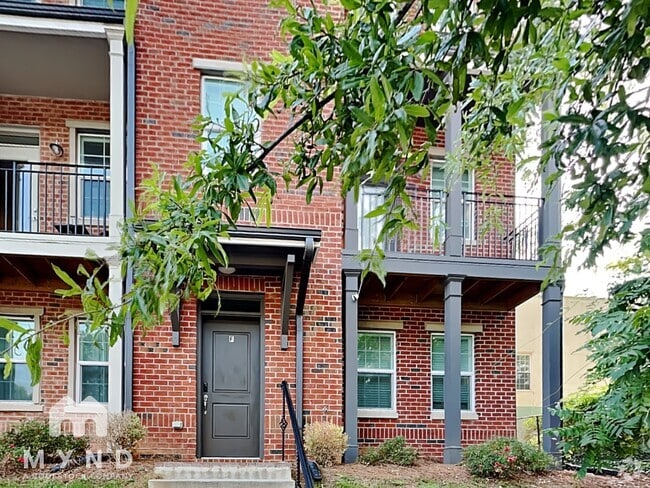 Building Photo - 1777 Temple Ave