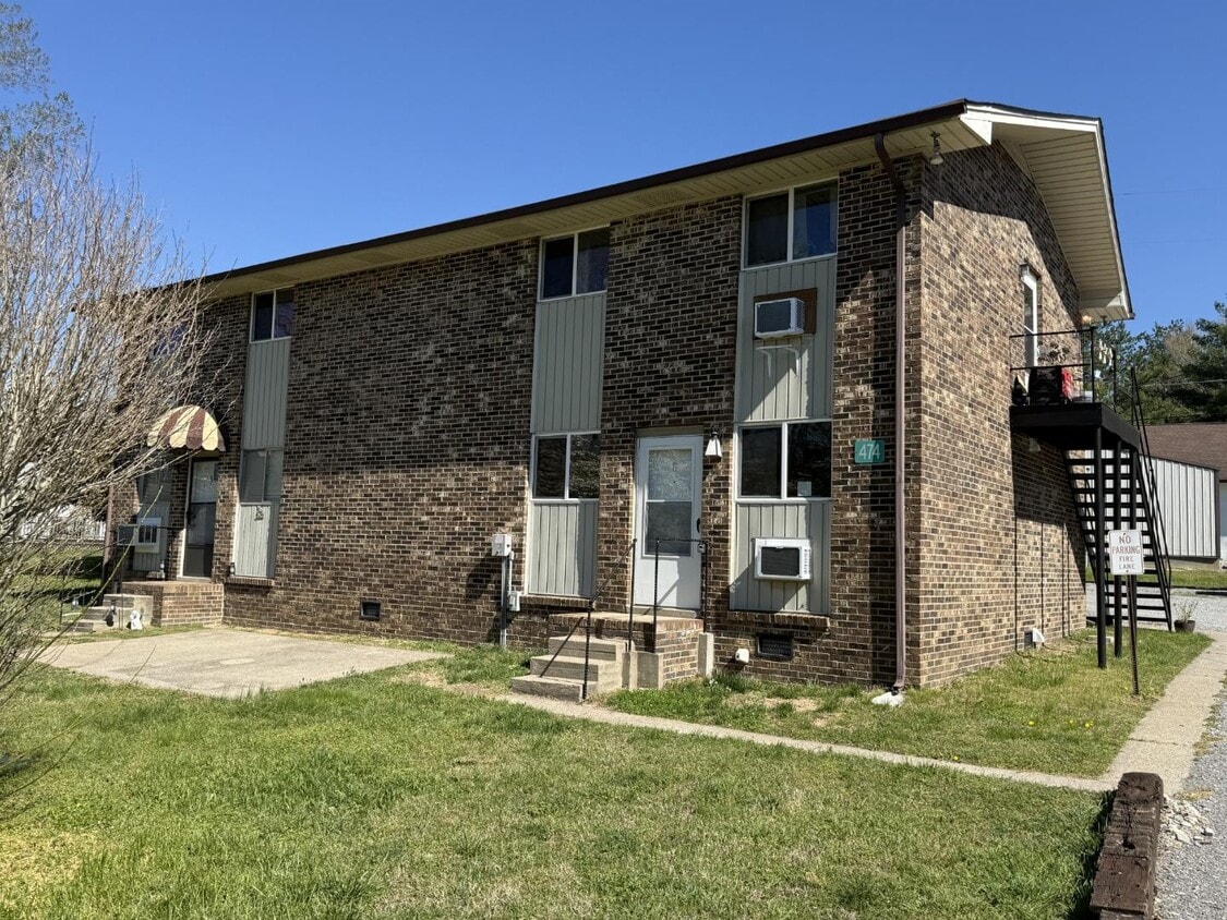 Photo - 470 Highway 70 - B