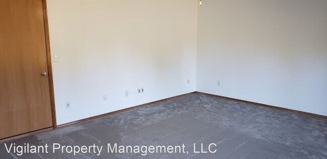 Building Photo - 4 br, 2.5 bath House - 52 Patrick Lane