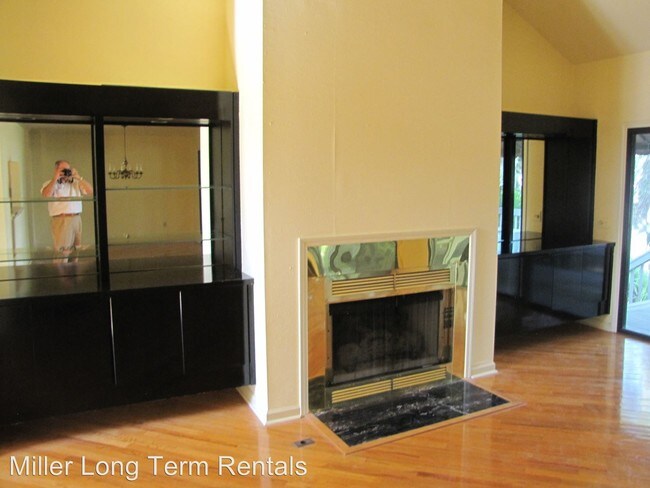 Building Photo - 20 Spartina Cres