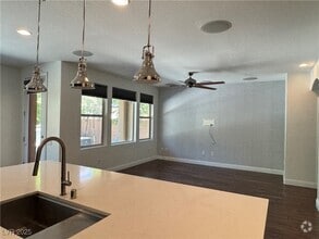Building Photo - 2090 Morro Vista Dr